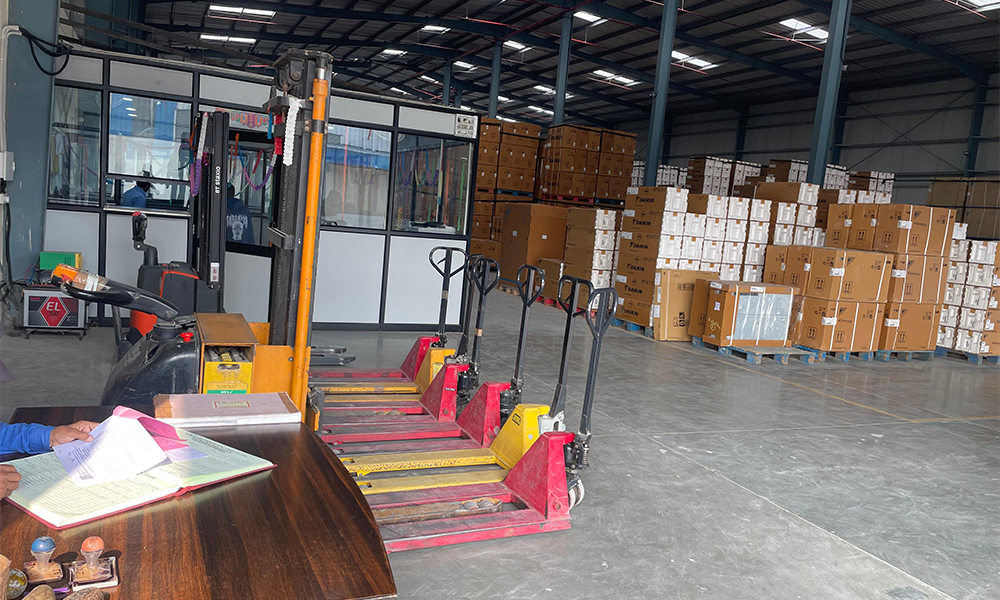 nahar-warehouse-slider-2